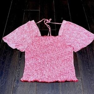 Eesome red floral cinched waist top